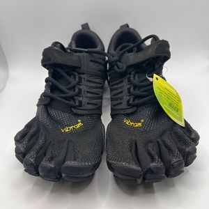 Vibram FiveFingers V-Train Cross-Trainer Men's Shoe Size 40 EU (8 - 8.5 US) NIB!